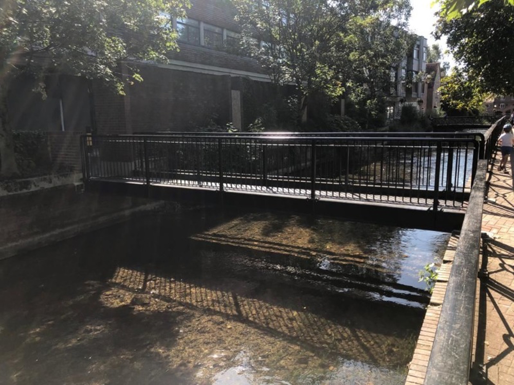 New Steel Footbridge Installed in Salisbury 